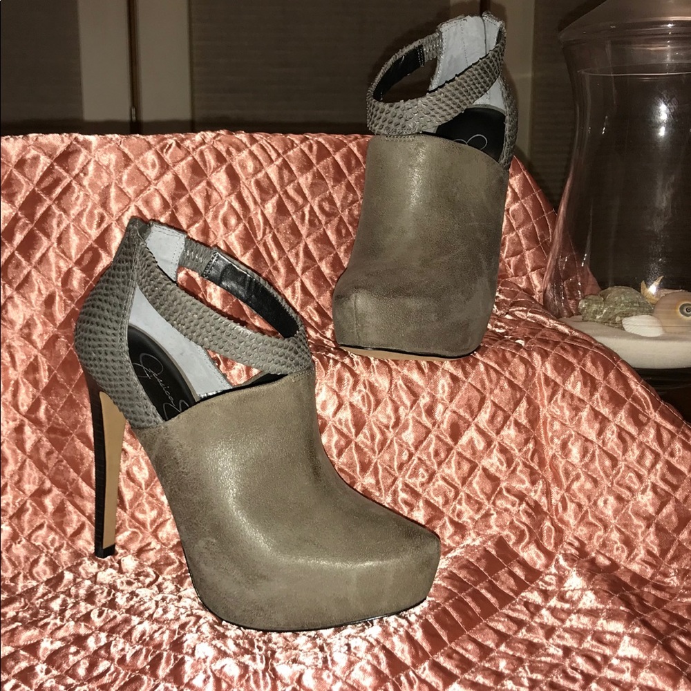 Jessica Simpson Platform Booties - Picture 2 of 8